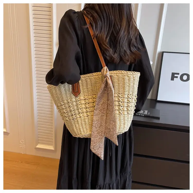 Large Capacity French Style Straw Shoulder Bag for Women — feature 26