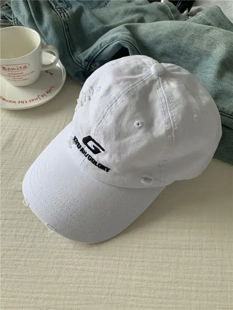 Red G-Embroidered Baseball Cap for Men Women — feature 33