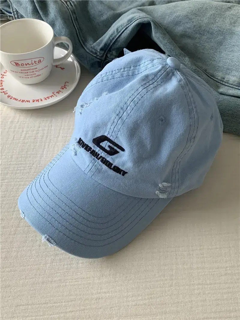 Red G-Embroidered Baseball Cap for Men Women - Image 3