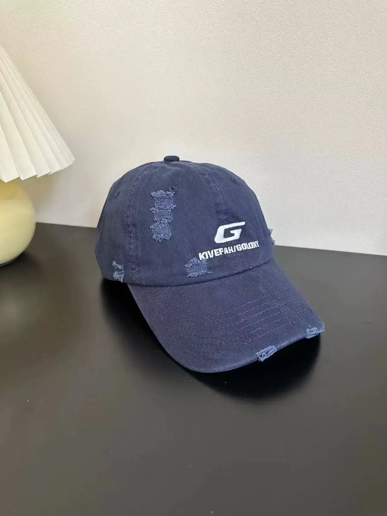 Red G-Embroidered Baseball Cap for Men Women - Image 7