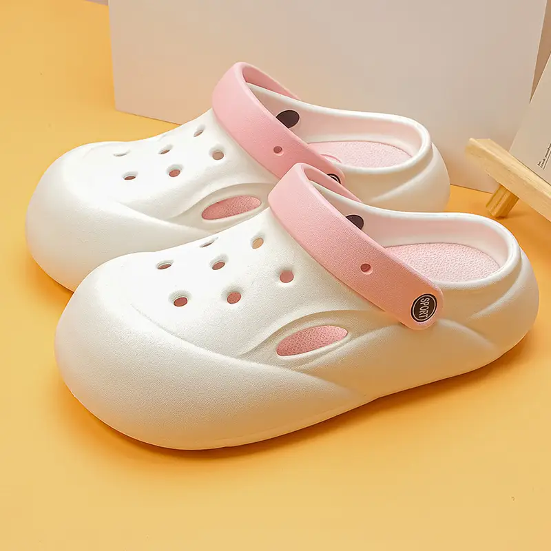 2024 new fashion hole shoes women step excrement feeling thick bottom outdoor wear EVA sandals and slippers men wholesale cross-border exclusive 1 - Image 2