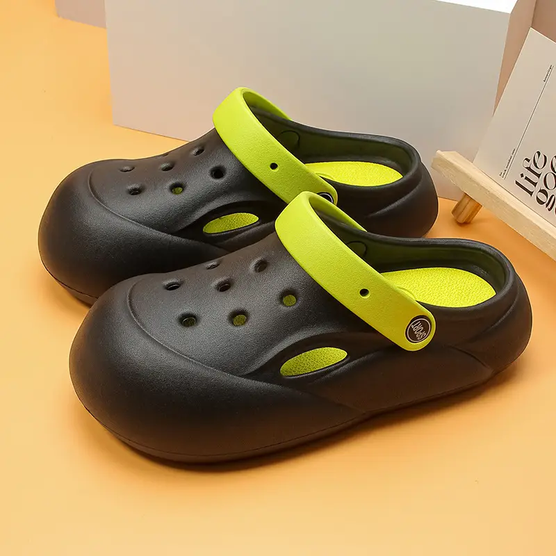 2024 new fashion hole shoes women step excrement feeling thick bottom outdoor wear EVA sandals and slippers men wholesale cross-border exclusive 1 - Image 3