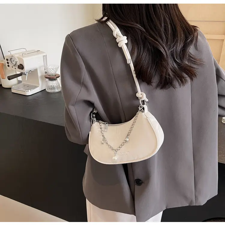 White Chain Shoulder Bag for Women — feature 15