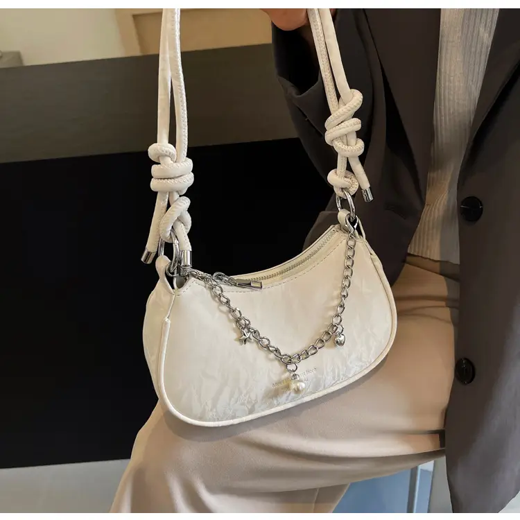 White Chain Shoulder Bag for Women — feature 17