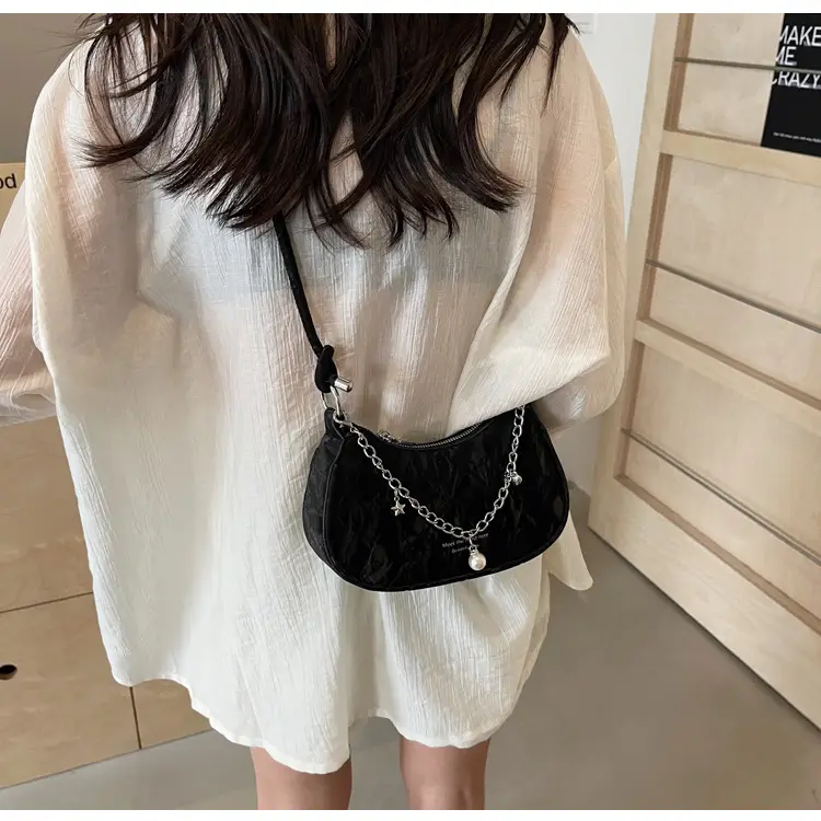 White Chain Shoulder Bag for Women — feature 8