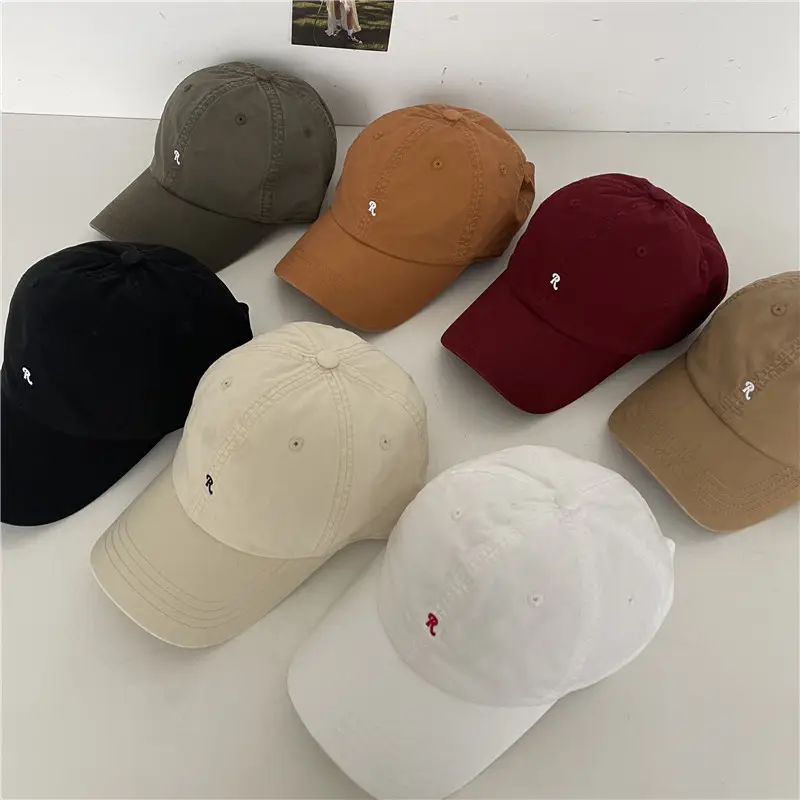 Korean Retro R Cap Small Label Embroidery Beige — feature 6