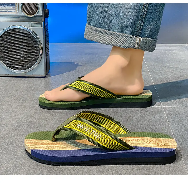New Summer Men's Flip Flops Korean-style Trendy Outfit Beach Sandals Anti-slip Wear-resistant Flip Flops — feature 11