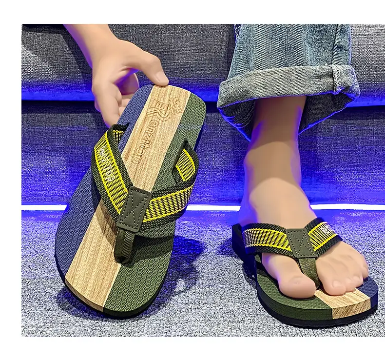 New Summer Men's Flip Flops Korean-style Trendy Outfit Beach Sandals Anti-slip Wear-resistant Flip Flops — feature 12