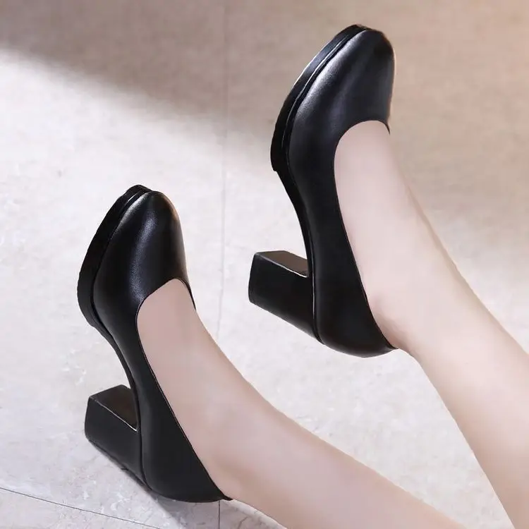 Black Women's Professional Heeled Leather Shoes - Image 5