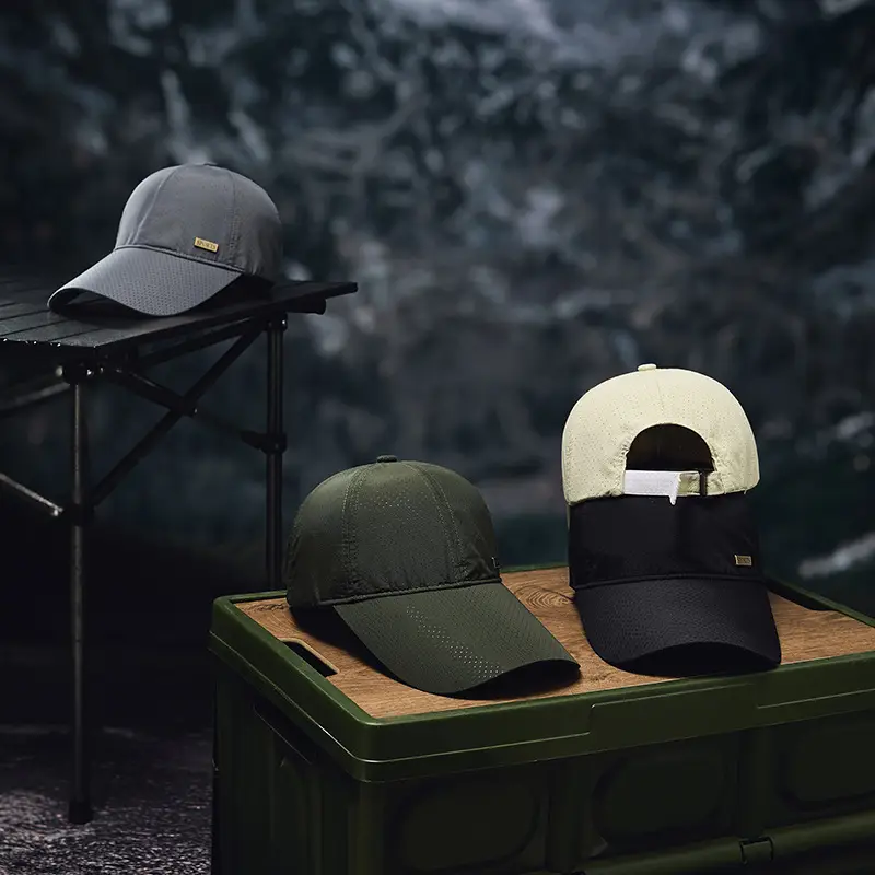 Men's White Mesh Baseball Cap with Long Bristle Sunshade - Image 10