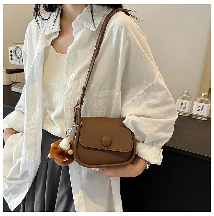 Vintage White Crossbody Bag with Fur Pom Pom — feature 18