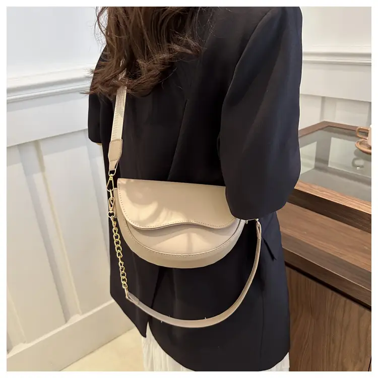 Pink Mini Crossbody Bag for Women 2026 Summer — feature 13