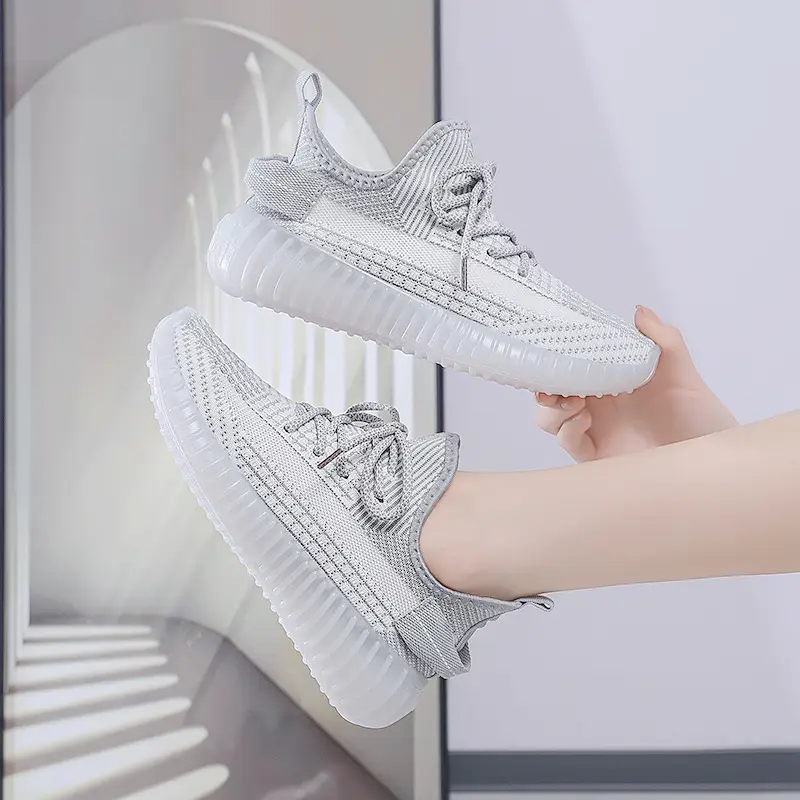 Women's Flying Woven Jelly Shoes White 2024