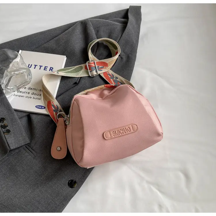 Women's Crossbody Bag Canvas Oxford Cloth 2026 — feature 25