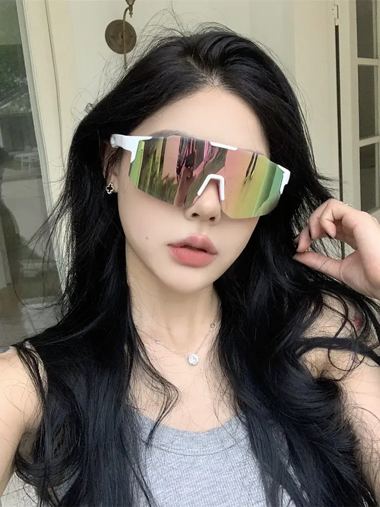 Men Windproof Color-Changing Sunglasses Night Cycling β feature 1