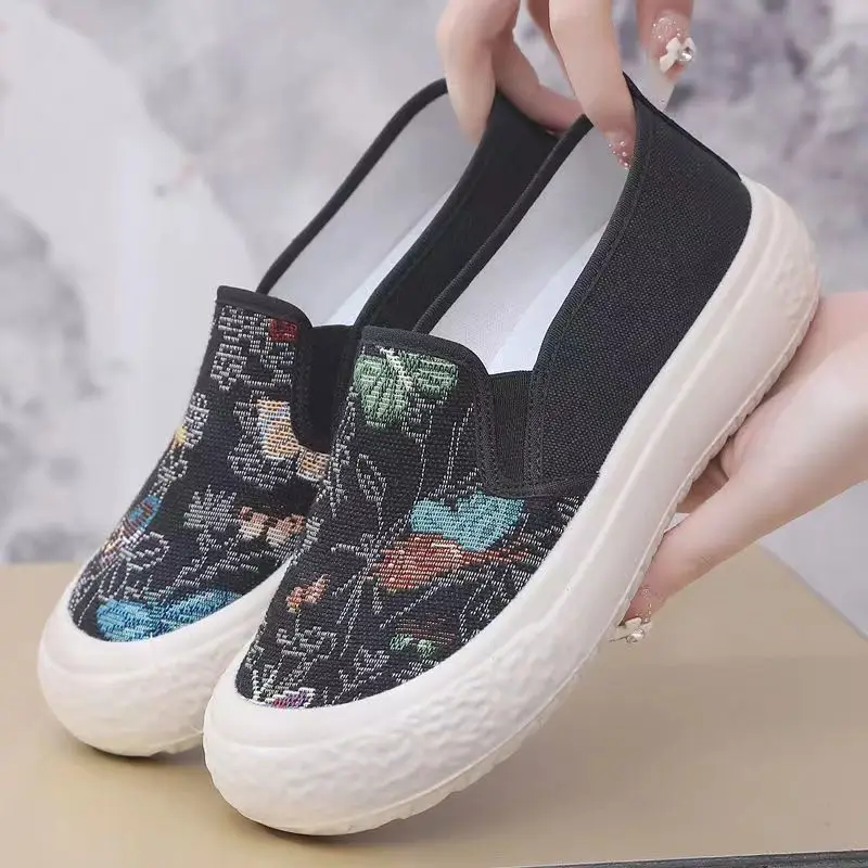 2026 Spring and Autumn New Style Women's Fashionable Versatile Casual Breathable Canvas Shoes Slip-On Loafers