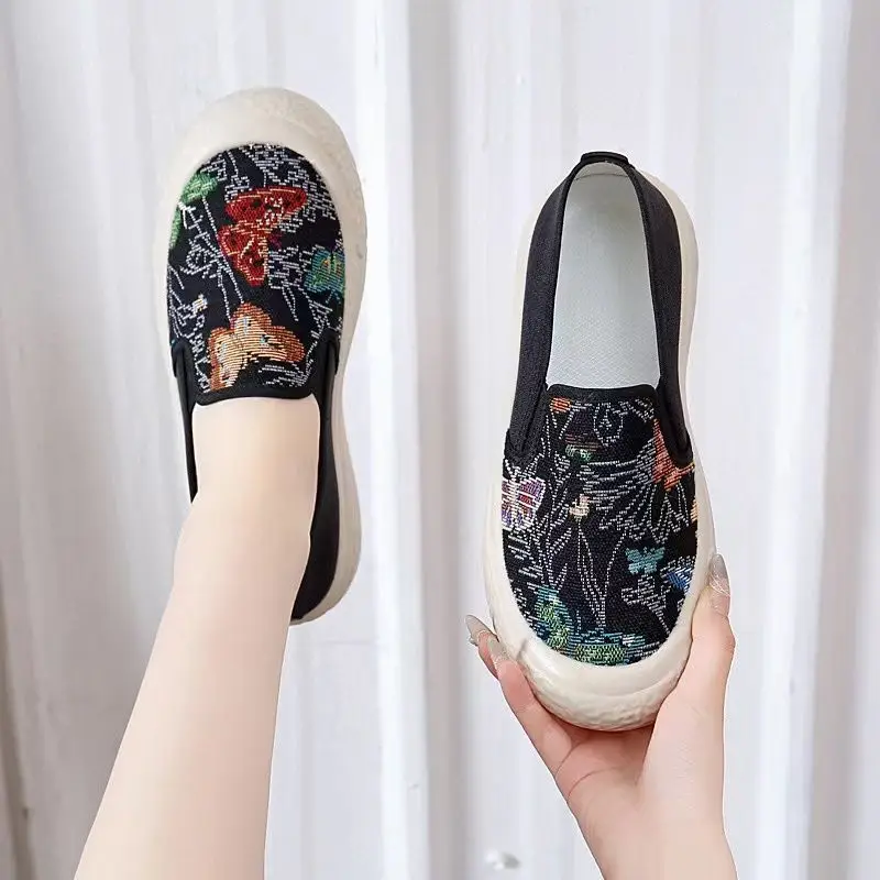 2026 Spring and Autumn New Style Women's Fashionable Versatile Casual Breathable Canvas Shoes Slip-On Loafers