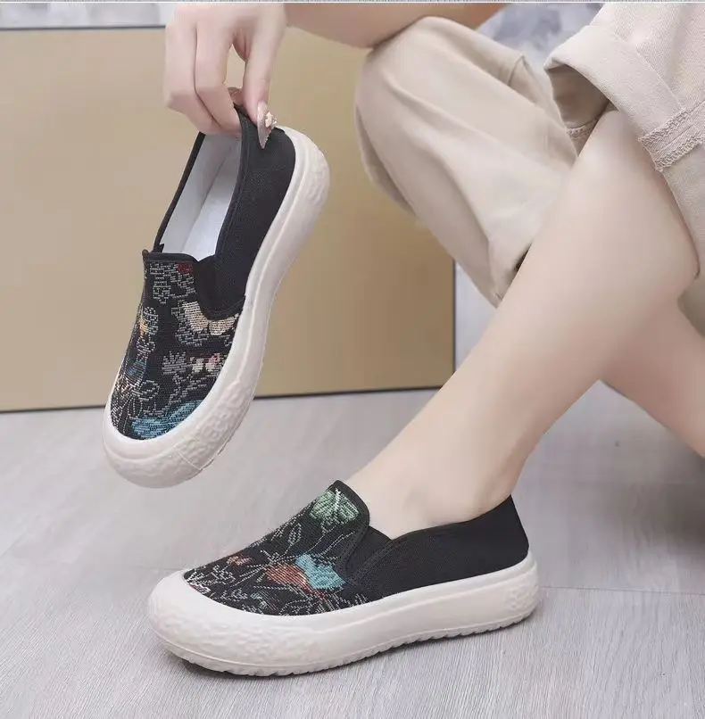 2026 Spring and Autumn New Style Women's Fashionable Versatile Casual Breathable Canvas Shoes Slip-On Loafers — feature 14
