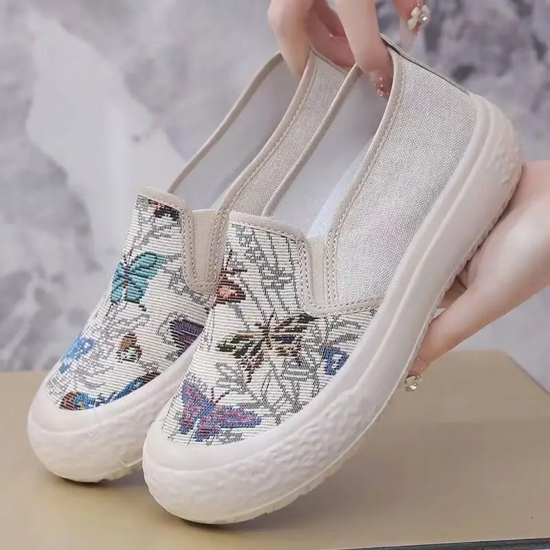 2026 Spring and Autumn New Style Women's Fashionable Versatile Casual Breathable Canvas Shoes Slip-On Loafers