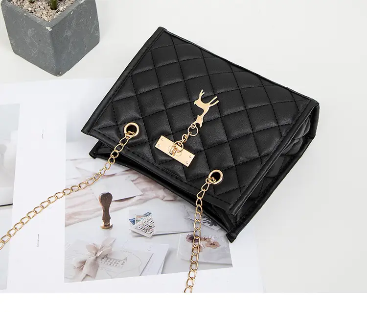 Fawn Pendant Crossbody Bag Diamond Embroidered Women — feature 28