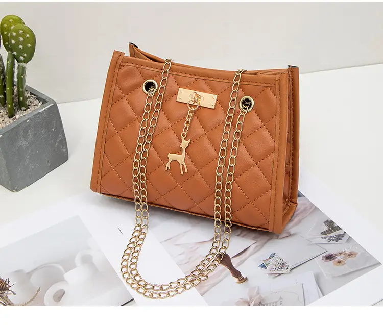 Fawn Pendant Crossbody Bag Diamond Embroidered Women — feature 29