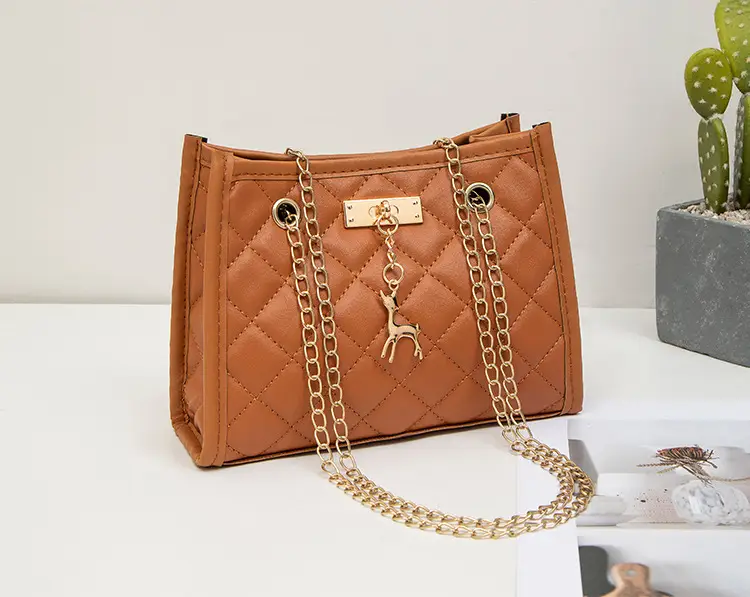 Fawn Pendant Crossbody Bag Diamond Embroidered Women — feature 30