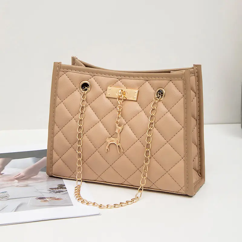 Fawn Pendant Crossbody Bag Diamond Embroidered Women