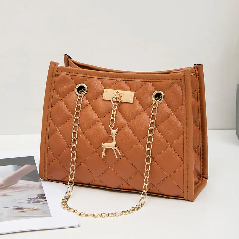 Fawn Pendant Crossbody Bag Diamond Embroidered Women