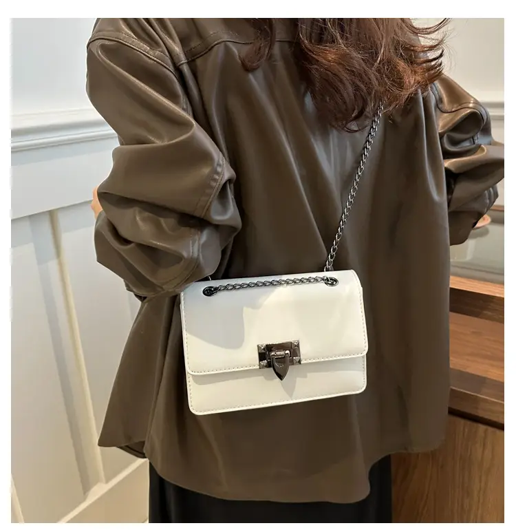 Light Blue Lock Chain Crossbody Bag for Women — feature 11