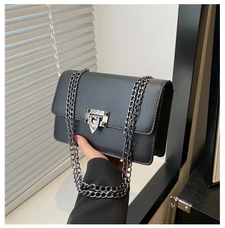 Light Blue Lock Chain Crossbody Bag for Women — feature 21