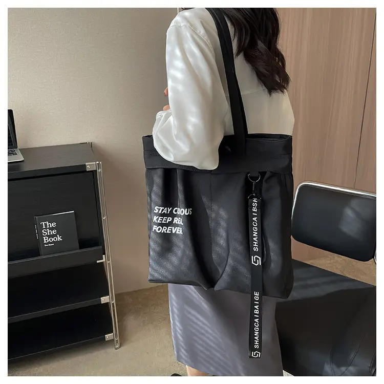 Blue Canvas Shoulder Bag for College Students 2026 — feature 22