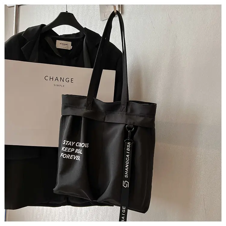 Blue Canvas Shoulder Bag for College Students 2026 — feature 40