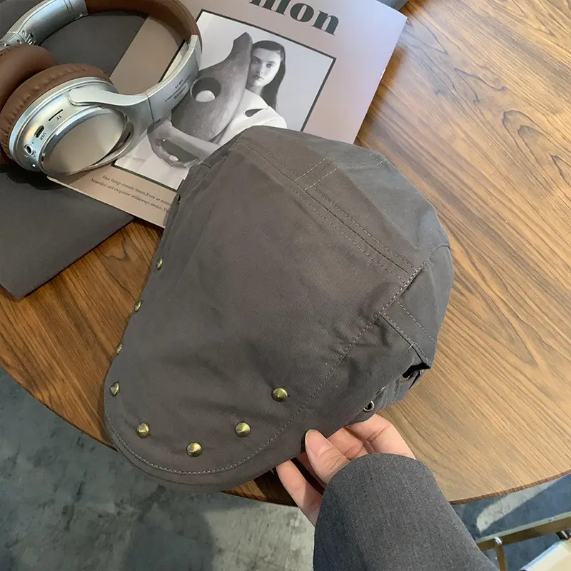 Women's Korean Retro Rivet Hat Sunshade Beret - Image 3