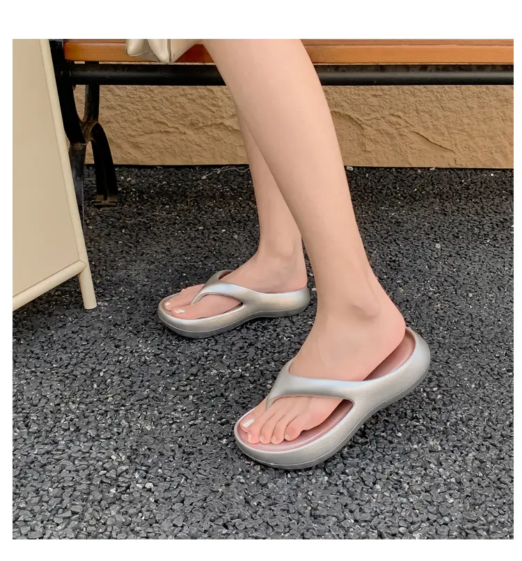 Women's Summer Eva Thick-Soled Flip-Flops for Small People, European and American Ins Trendy Soft-Soled Flats-Soled Electroplated Sandals — feature 18