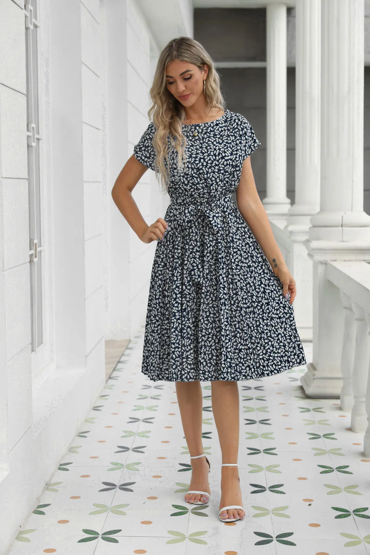 Green Floral Pleated Skirt for Women Spring Summer Wear - Image 3
