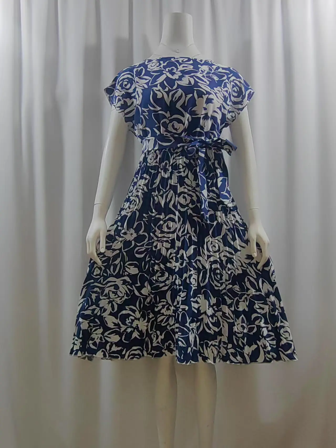 Green Floral Pleated Skirt for Women Spring Summer Wear - Image 6