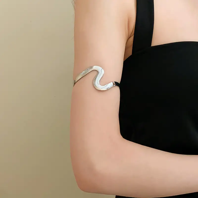 European and American wave metal open bracelet simple design twist arm ring bracelet cold wind cross-border jewelry wholesale — feature 13