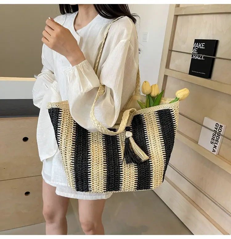 2025 Straw Bag with Vertical Stripes & Tassel — feature 39