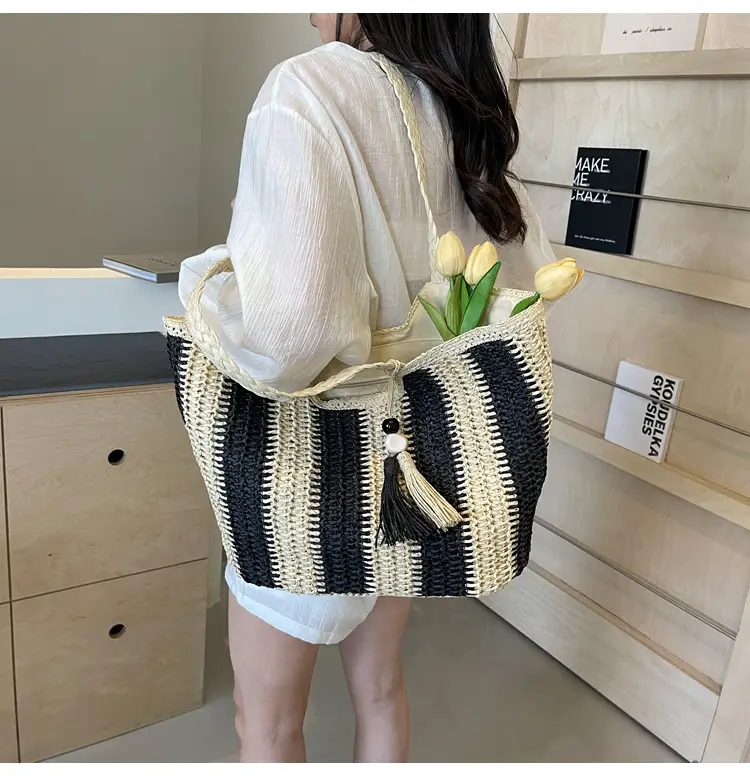 2025 Straw Bag with Vertical Stripes & Tassel — feature 40