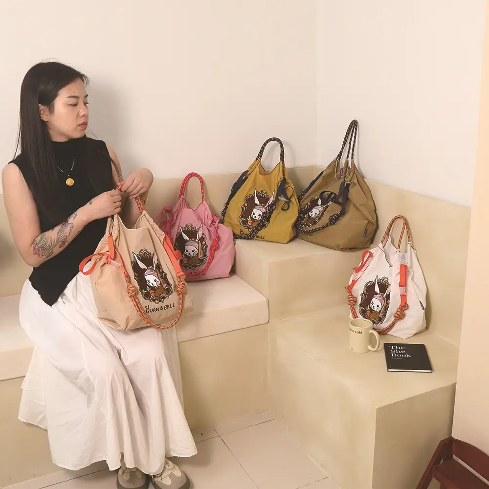 Japanese Style Embroidered Shoulder Bag Blue Nylon Foldable — feature 2