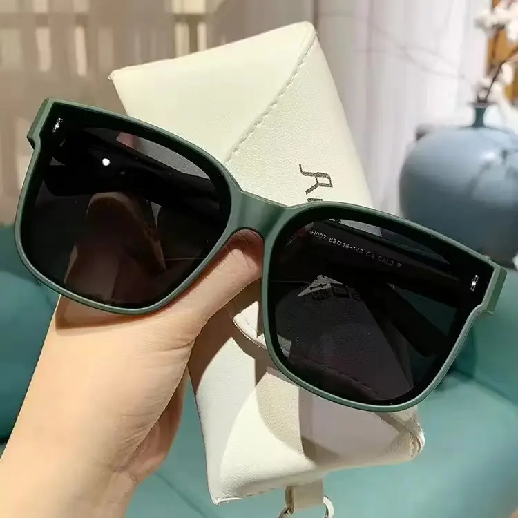 Polarized Sunglasses for Men Women Gray Special Driving Sunglasses - Image 3