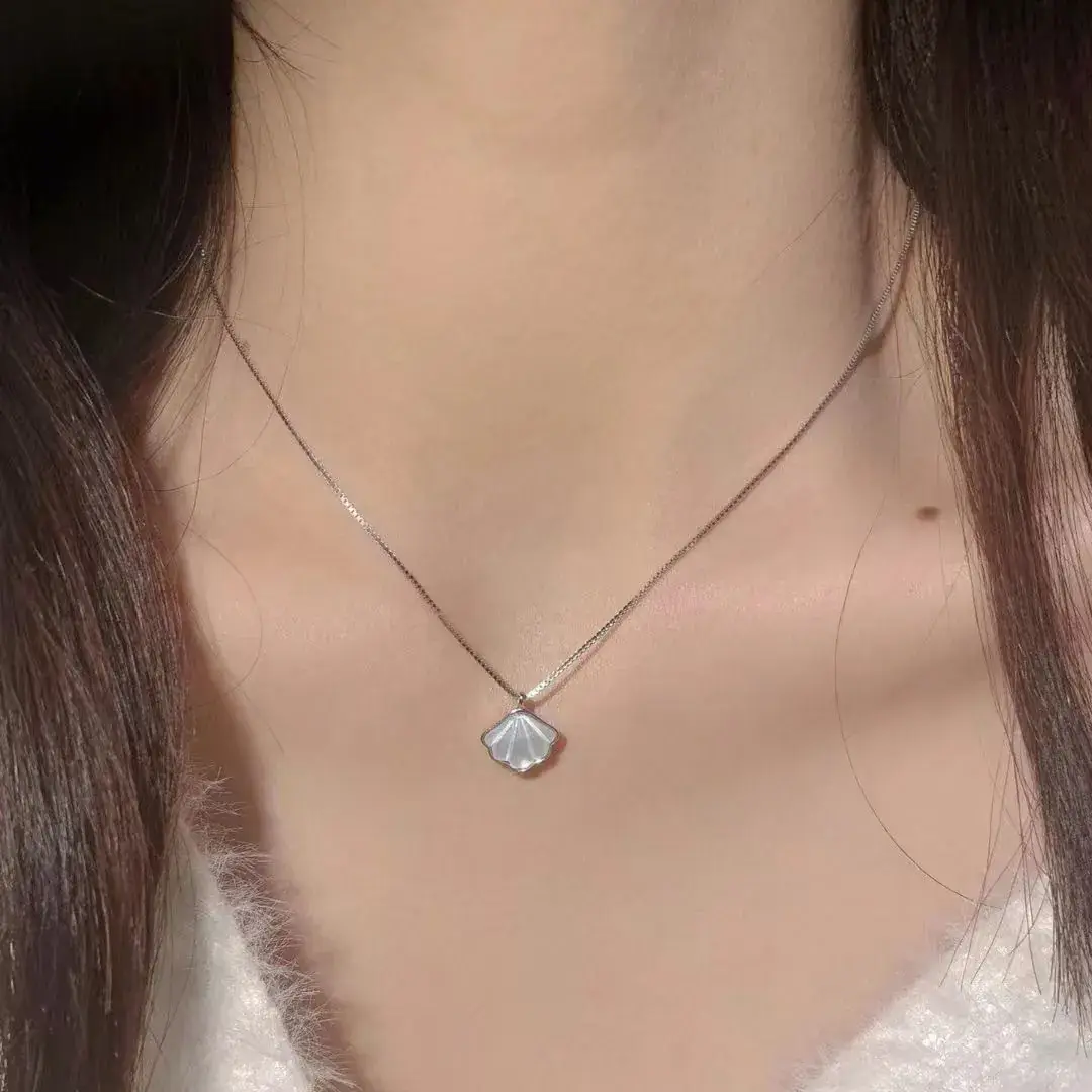 Women's Heart-Shaped Silver Necklace for Valentine's Day - Image 4