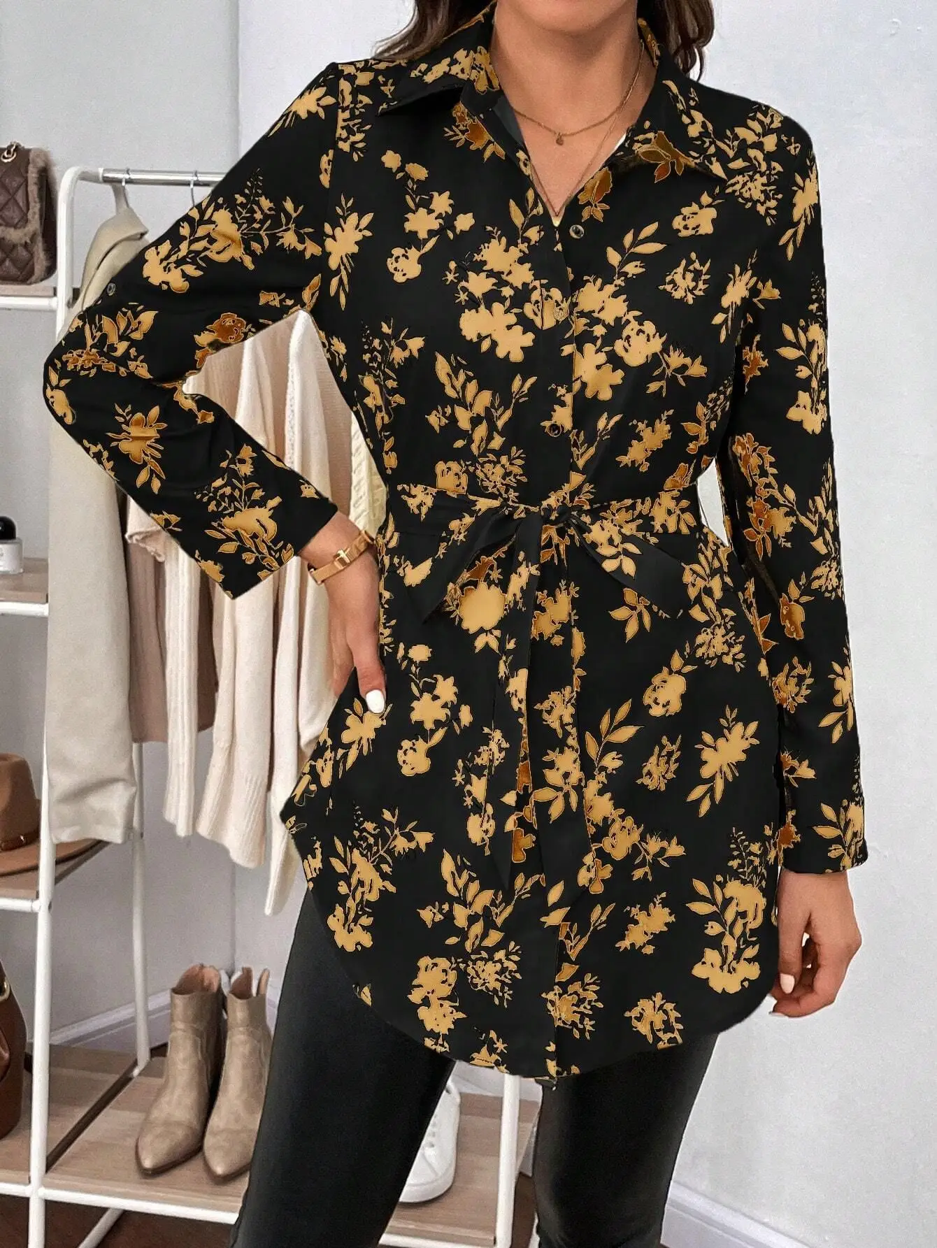 Women Floral Print Belted Long Sleeve Shirt Black Gold