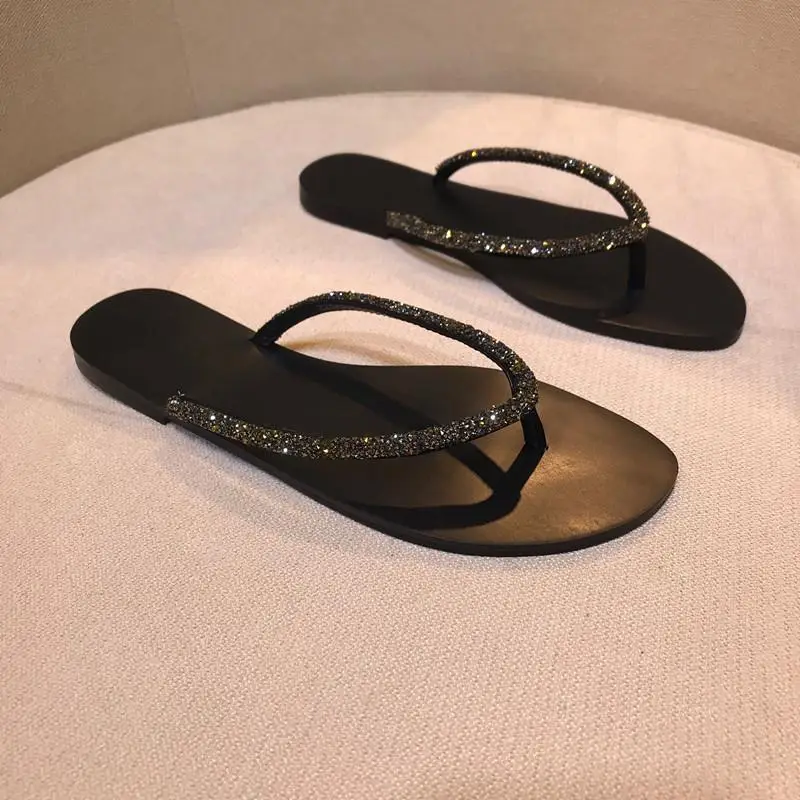 2026 Summer New Style Flip-Flops with Rhinestones, Flat Thong Sandals for Outdoor Wear, Beach Sandals for Women, Black Versatile Style — feature 2