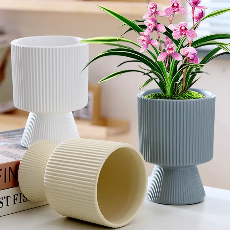 A generation of cross-border Amazon TEMU ceramic flower pot with tray European simple green plant large butterfly orchid basin