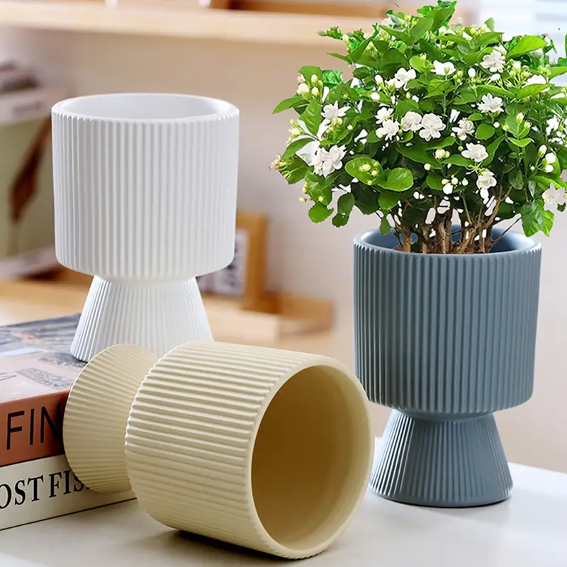 A generation of cross-border Amazon TEMU ceramic flower pot with tray European simple green plant large butterfly orchid basin
