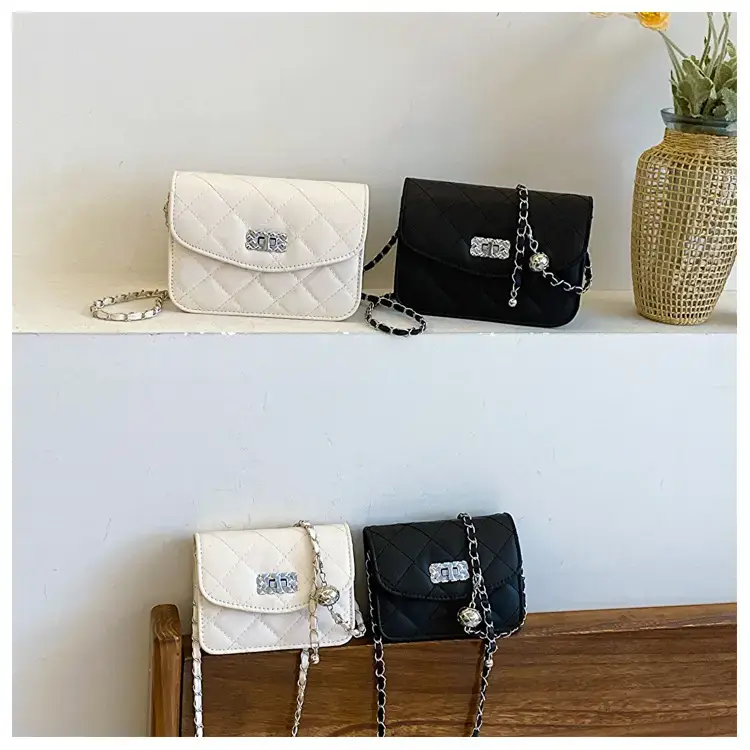 Women's 2-Piece Quilted Chain Crossbody Bag Set Cream — feature 17