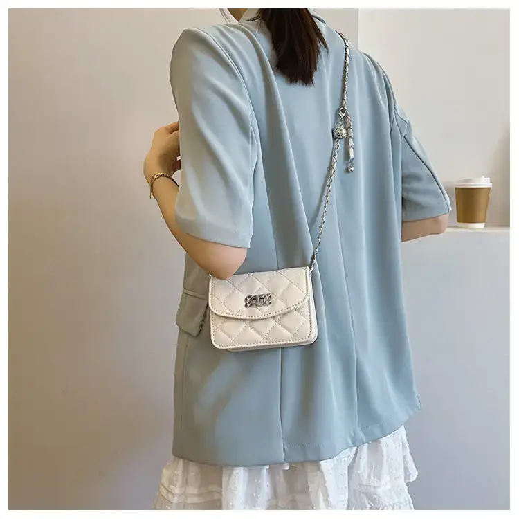 Women's 2-Piece Quilted Chain Crossbody Bag Set Cream — feature 9