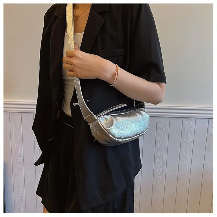 Minimalist Pleated Shoulder Bag for Women 2026 — feature 18