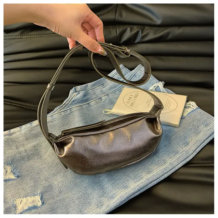 Minimalist Pleated Shoulder Bag for Women 2026 — feature 28